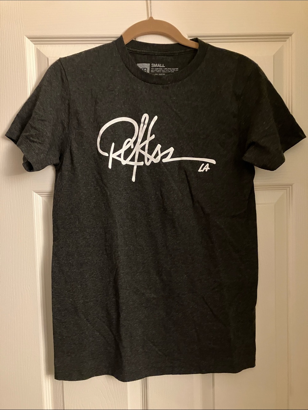 Young & Reckless Charcoal Heather Short-Sleeve Tee with White Script - Small